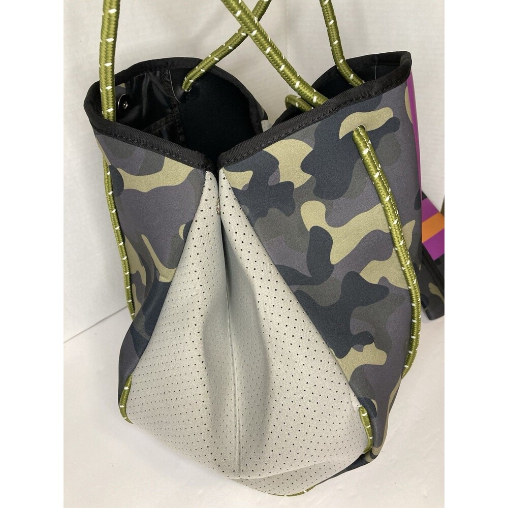 Camo Tote Neoprene Pink Orange Gym Bag Carryon Travel Overnight Satchel - Picture 3 of 11